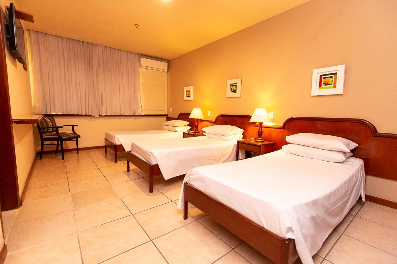 Hotel Canada 3*